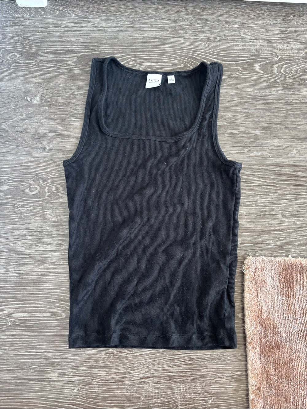 Aritzia homestretch square tank top